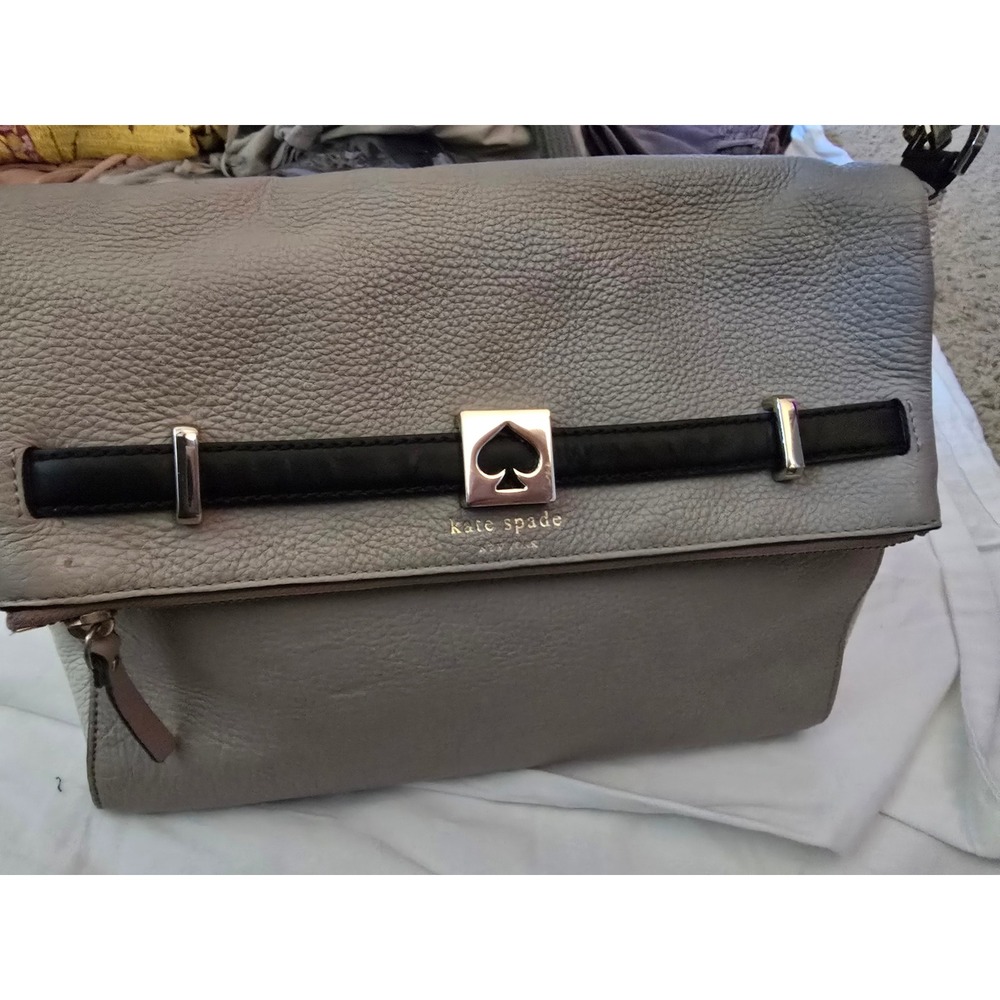 Kate Spade Grey Pebbled Leather Foldover Crossbody Bag Black/Tan Silver Hardware